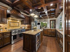 11805 Ranchview CT, Austin TX 78732
