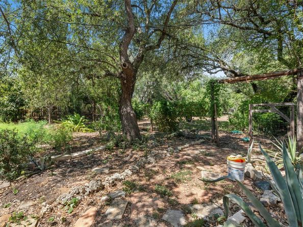 16301 Forest WAY, Austin TX 78734