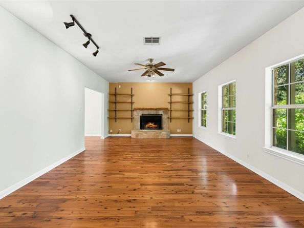 16301 Forest WAY, Austin TX 78734