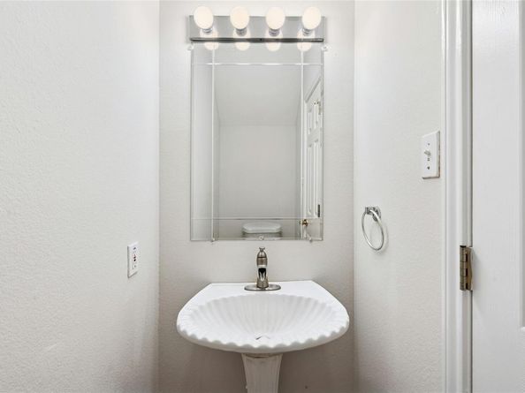 16301 Forest WAY, Austin TX 78734