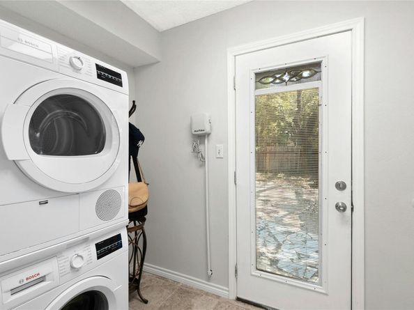 6906 Bayridge TER, Austin TX 78759