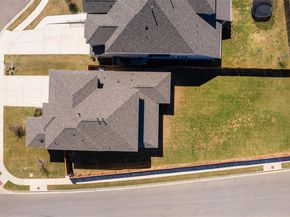 102 Fortuna Ct, Liberty Hill TX 78642