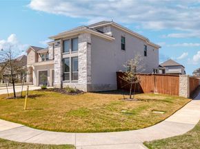 102 Fortuna Ct, Liberty Hill TX 78642