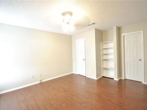 6903 Deatonhill DR 37, Austin TX 78745