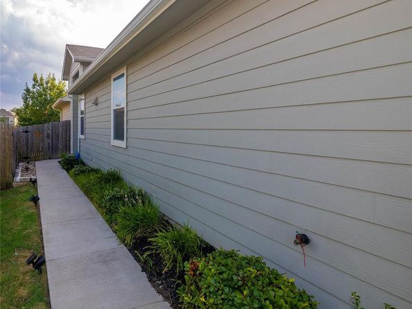 1501 Gropius LN 30B, Pflugerville TX 78660