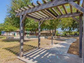 1501 Gropius LN 30B, Pflugerville TX 78660