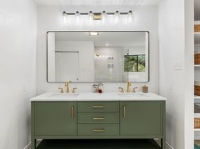 5 Valhalla CT, Austin TX 78738