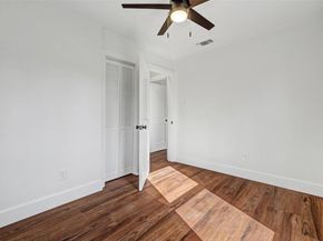 905 E 55th 1/2 ST, Austin TX 78751