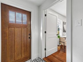 905 E 55th 1/2 ST, Austin TX 78751