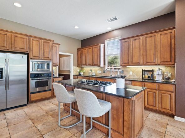 1613 Westend PL, Round Rock TX 78681