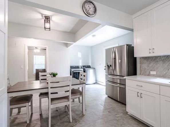 1104 Perry RD, Austin TX 78721