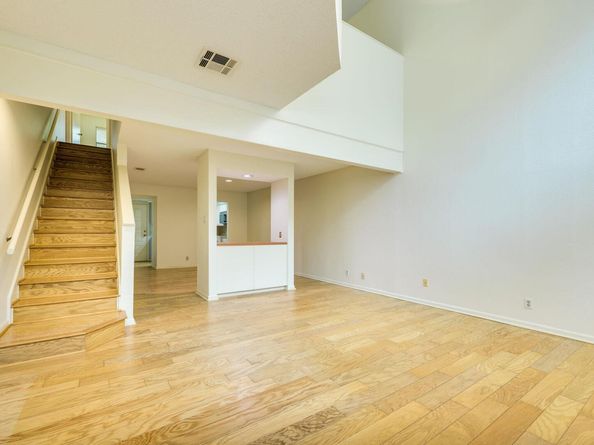 9226 Jollyville RD 132, Austin TX 78759