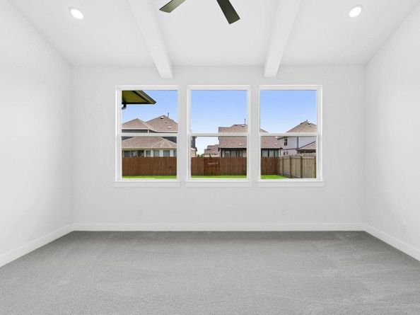 220 Reata Ridge LOOP, Liberty Hill TX 78642