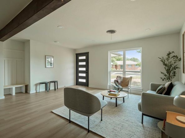 5702 Sutherlin RD, Austin TX 78723