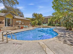 7685 Northcross DR 1121, Austin TX 78757