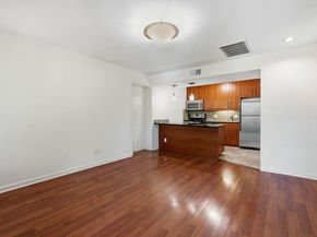 7685 Northcross DR 1121, Austin TX 78757