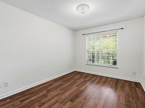 7685 Northcross DR 1121, Austin TX 78757