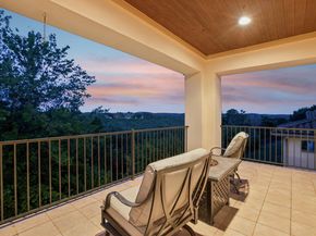 11725 Red Oak Valley LN, Austin TX 78732