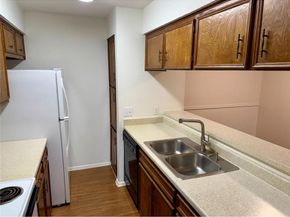 10616 Mellow MDWS 26C, Austin TX 78750