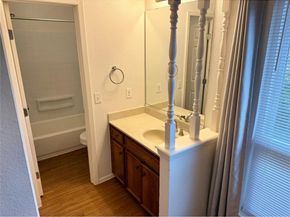 10616 Mellow MDWS 26C, Austin TX 78750