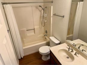 10616 Mellow MDWS 26C, Austin TX 78750