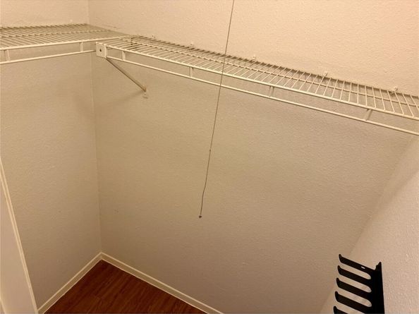 10616 Mellow MDWS 26C, Austin TX 78750