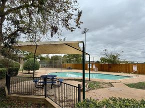 10616 Mellow MDWS 26C, Austin TX 78750