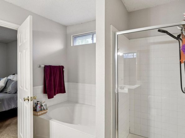 2101 Barnett DR, Cedar Park TX 78613
