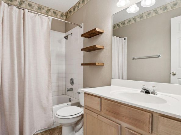 2101 Barnett DR, Cedar Park TX 78613