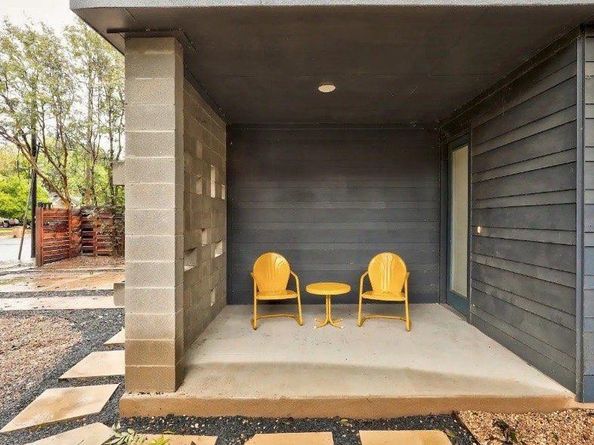 2709 E 2nd ST A, Austin TX 78702