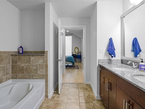 360 Nueces ST 1105, Austin TX 78701