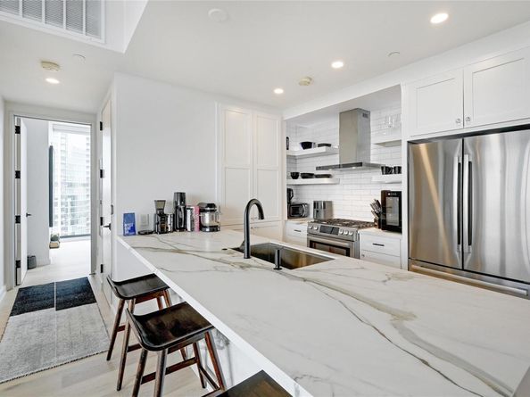 301 West Ave 2201, Austin TX 78701