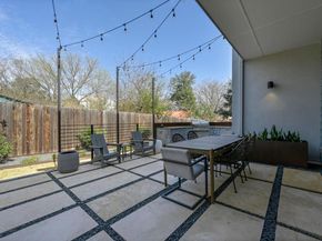 2800 Del Curto RD 3, Austin TX 78704