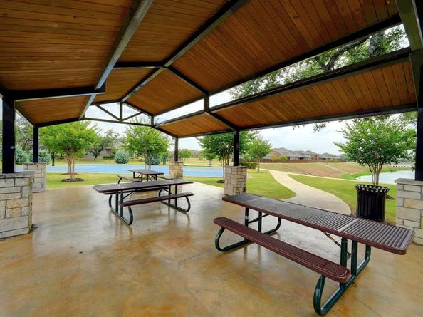 1501 Uhland DR, Leander TX 78641