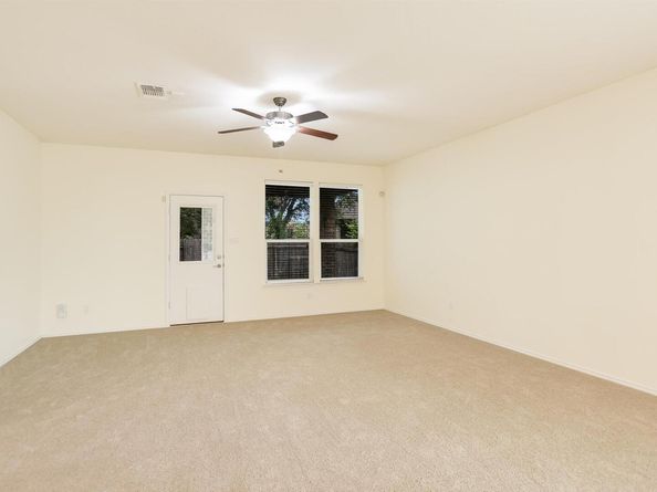 1501 Uhland DR, Leander TX 78641