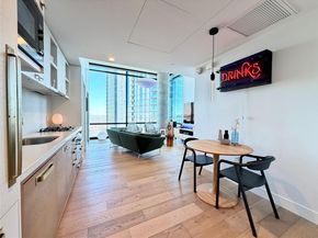 70 Rainey ST 2203, Austin TX 78701