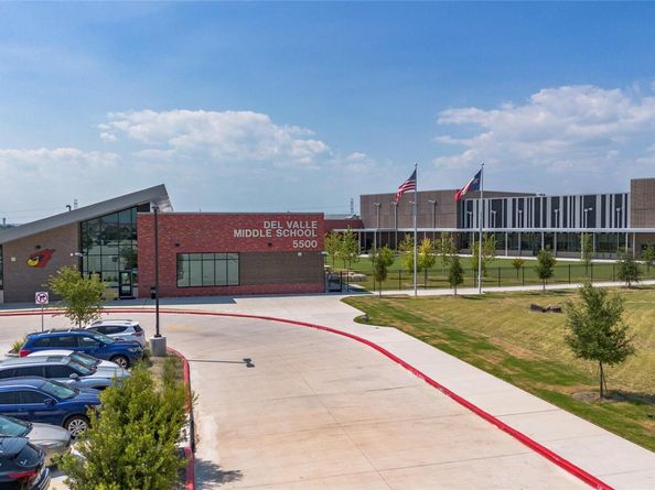 5029 Hazelnut LN, Del Valle TX 78617