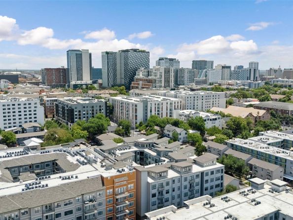 2502 Leon ST 417, Austin TX 78705