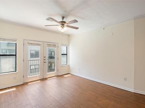 2502 Leon ST 417, Austin TX 78705