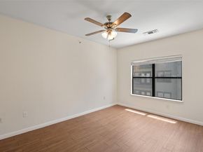 2502 Leon ST 417, Austin TX 78705