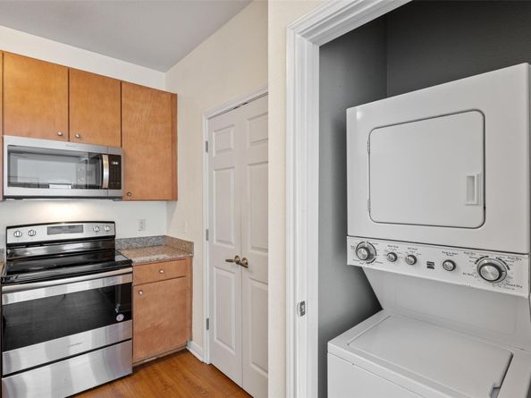 2502 Leon ST 417, Austin TX 78705