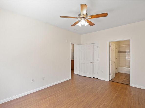 2502 Leon ST 417, Austin TX 78705