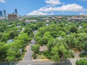 701 Bouldin Ave, Austin TX 78704