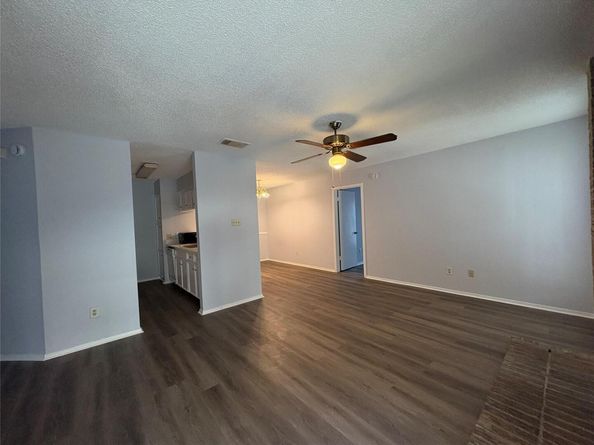 10616 Mellow Meadows DR 35C, Austin TX 78750