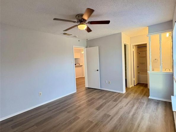 10616 Mellow Meadows DR 35C, Austin TX 78750