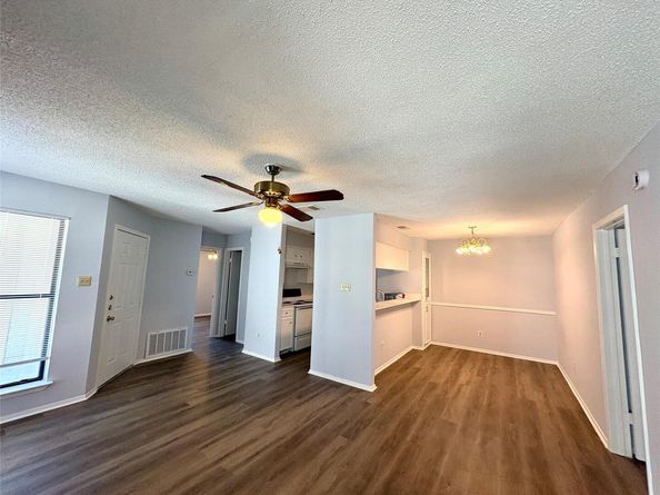 10616 Mellow Meadows DR 35C, Austin TX 78750