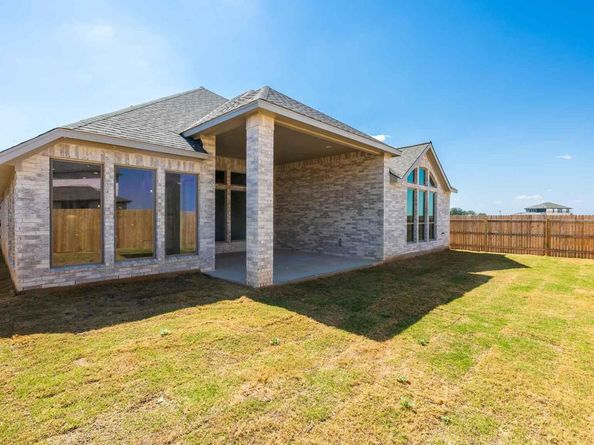 209 Maton WAY, Liberty Hill TX 78642
