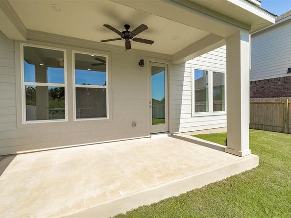 176 Alicante LN, Liberty Hill TX 78642