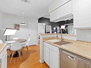 114 E 31st ST 207, Austin TX 78705