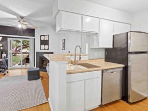 114 E 31st ST 207, Austin TX 78705